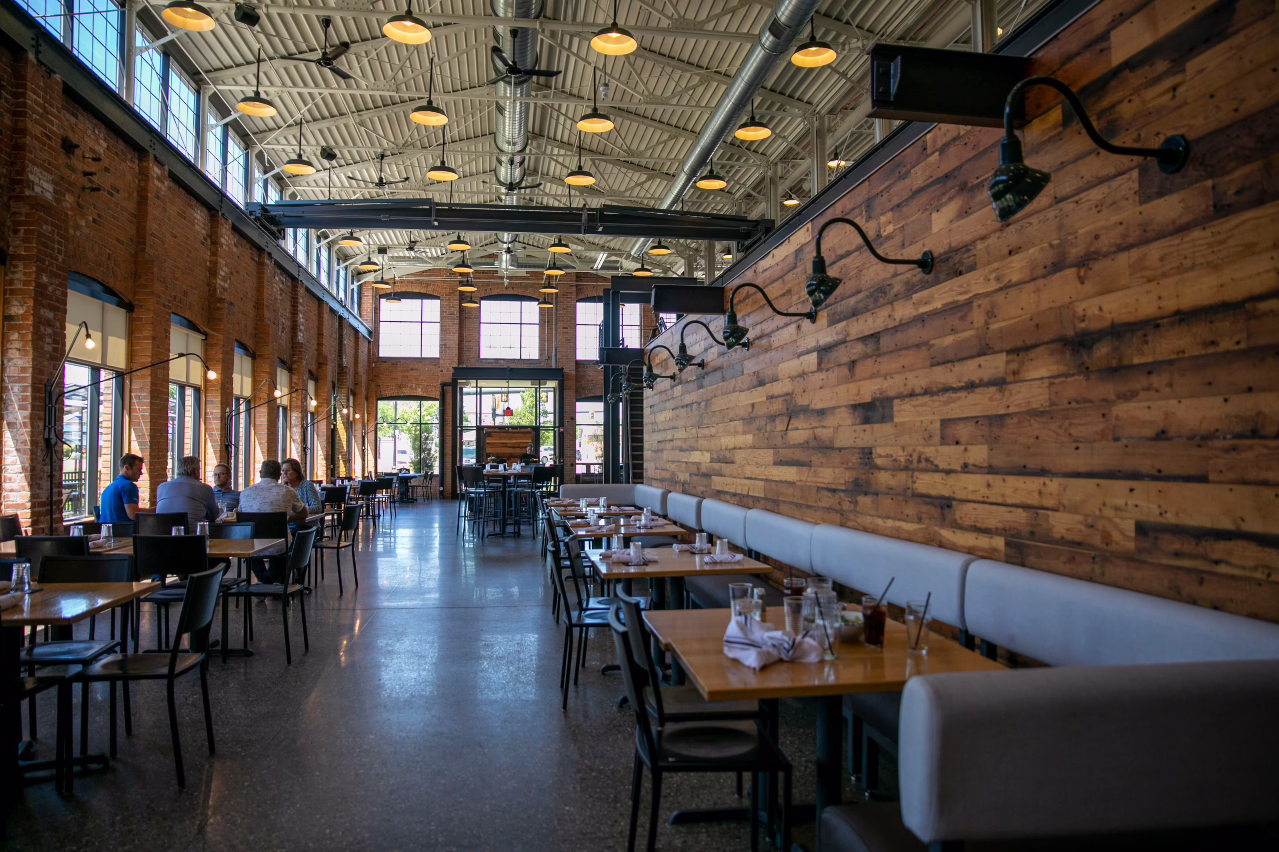 EX62CXJU6FCTREDRLWDWGVDYDM Commercial Exterior Paitning Expert - Kalamazoo, MI The Foundry