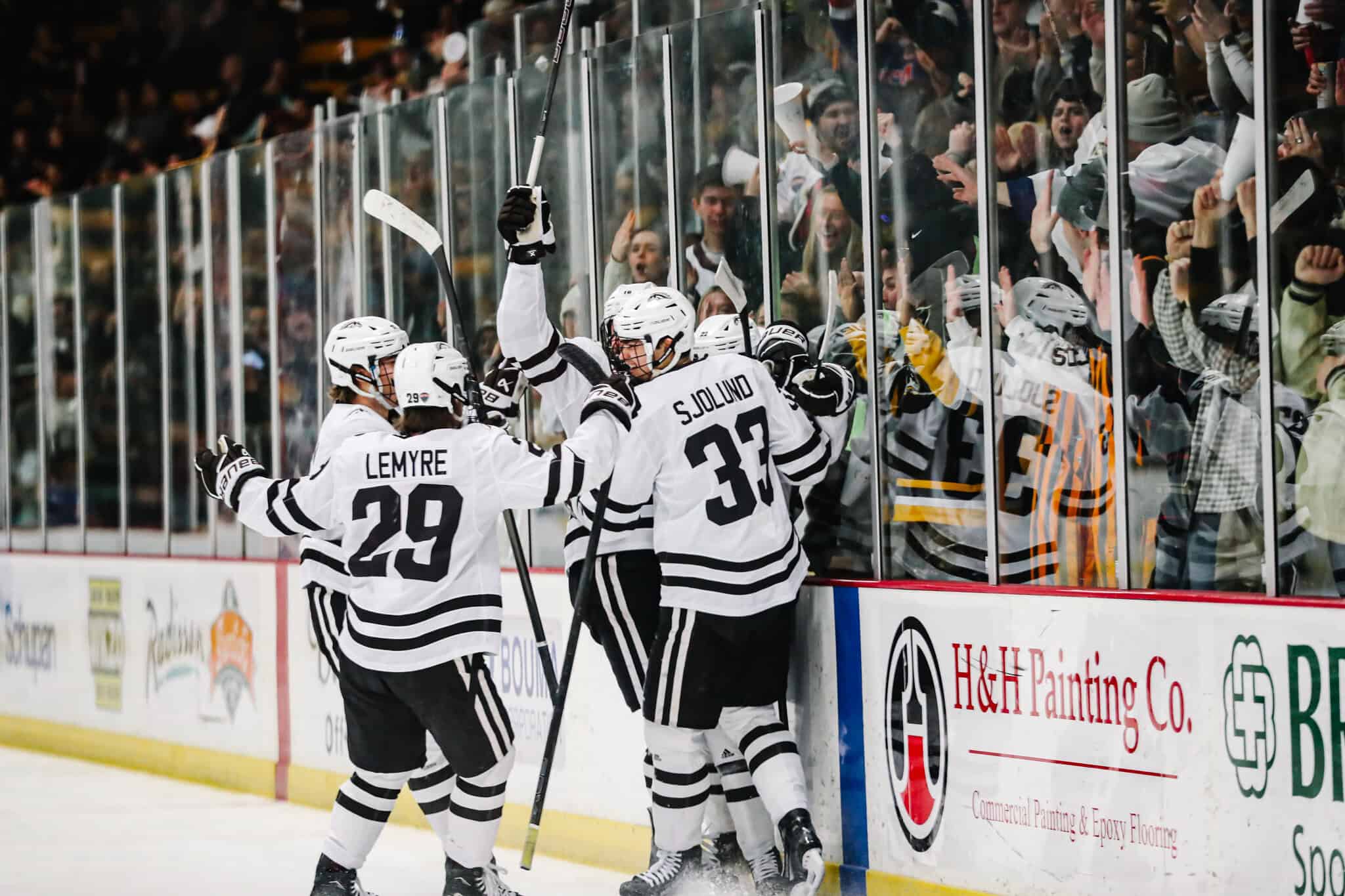 #22 Hakkarainen Iiro, #16 Washe Tim and #33 Sjolund Samuel 2